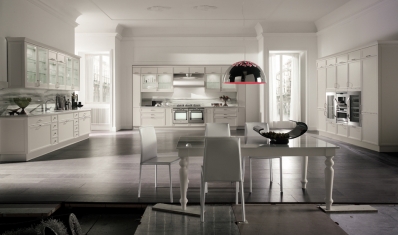 Modern_Avenue_Lacquer